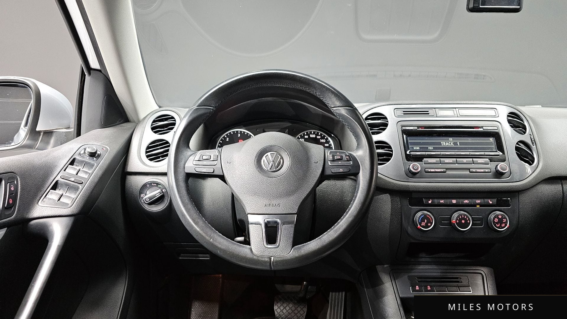 Volkswagen 티구안 2016 — миниатюра 13