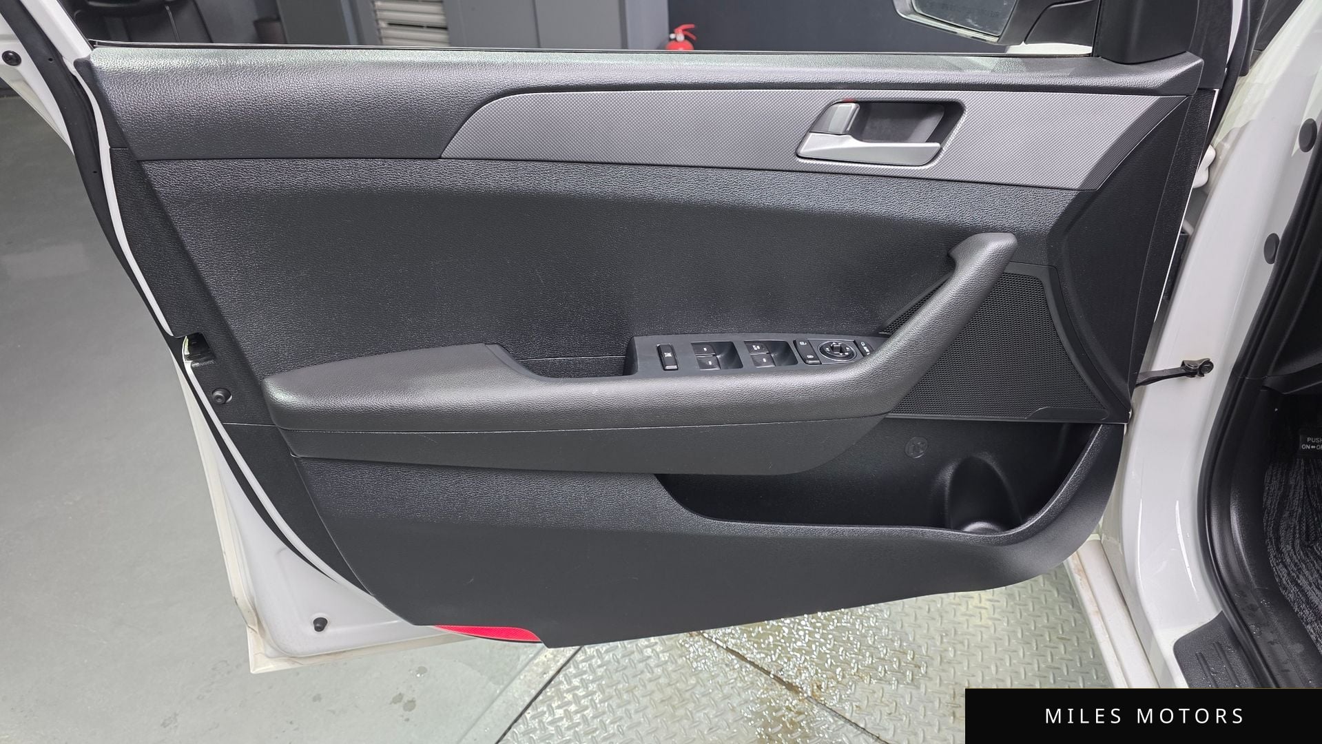 Hyundai Sonata 2016 — миниатюра 14