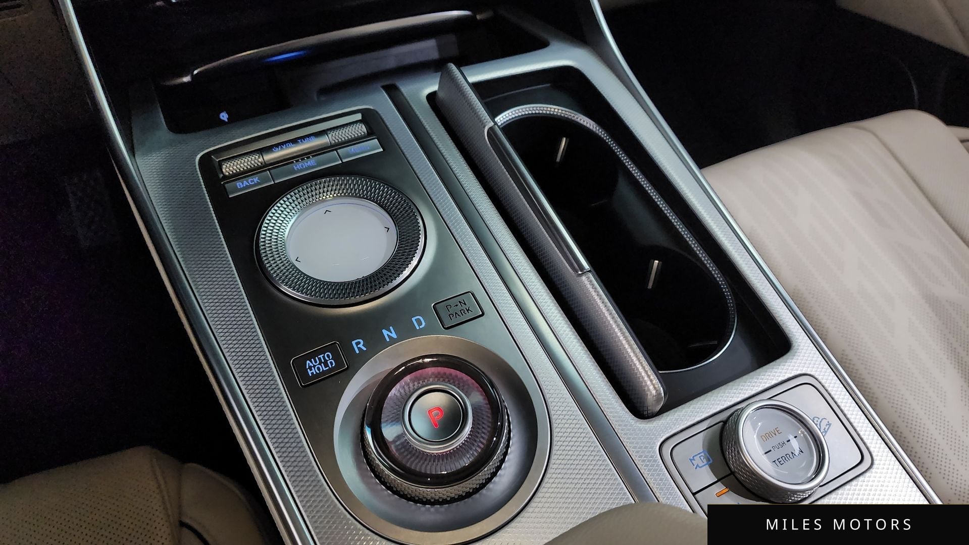 Genesis GV80 2022 — миниатюра 12
