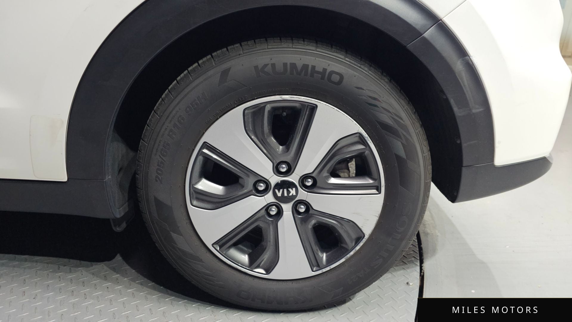 Kia Niro 2017 — миниатюра 5