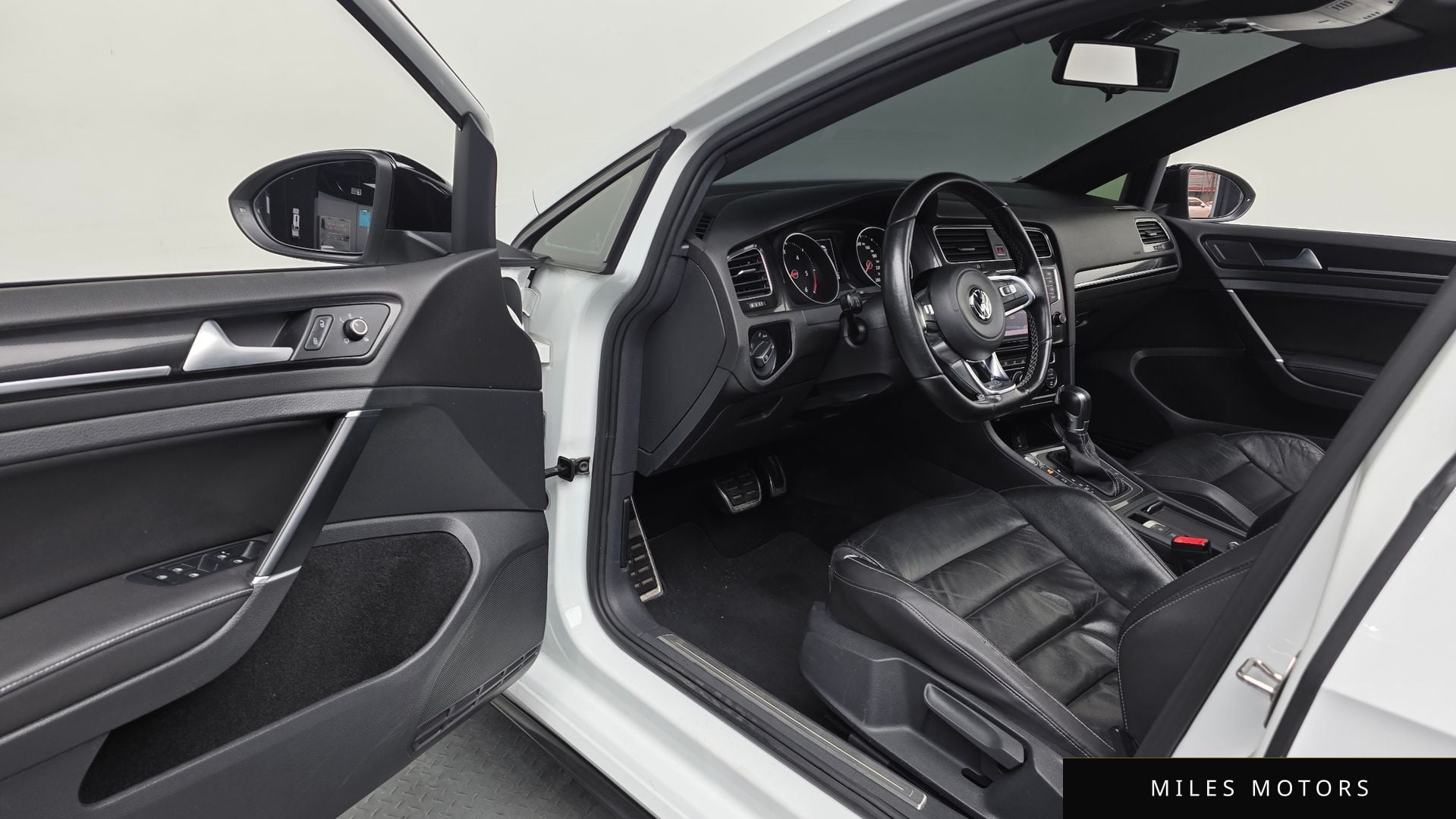 Volkswagen 골프 2015 — миниатюра 10