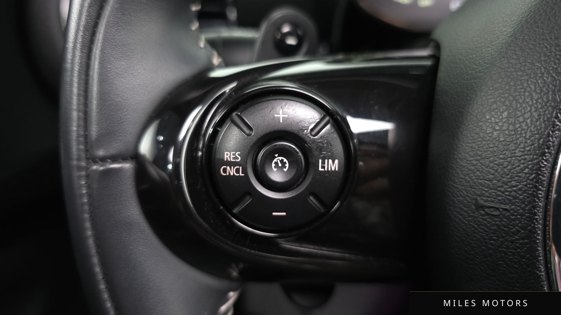 MINI 쿠퍼 S 클럽맨 2021 — миниатюра 18