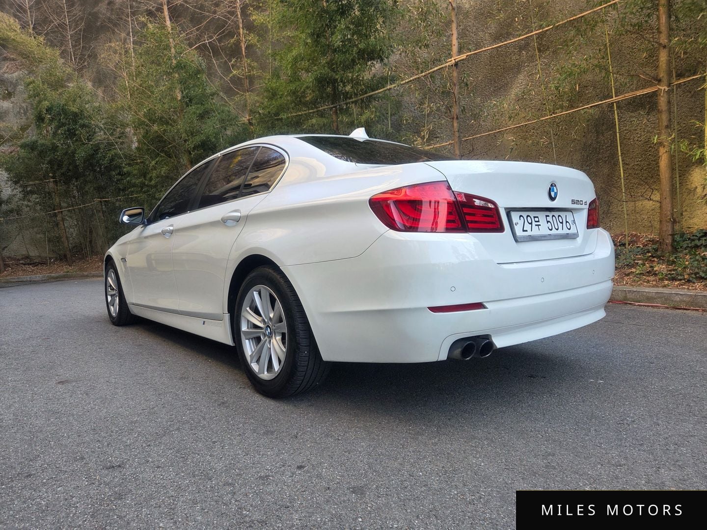 BMW 5 Series (F10) 2013 — миниатюра 5