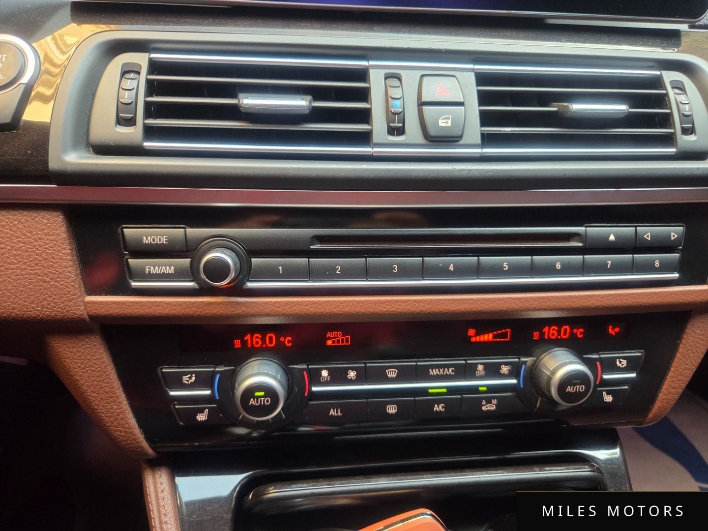 BMW 5 Series (F10) 2013 — миниатюра 13
