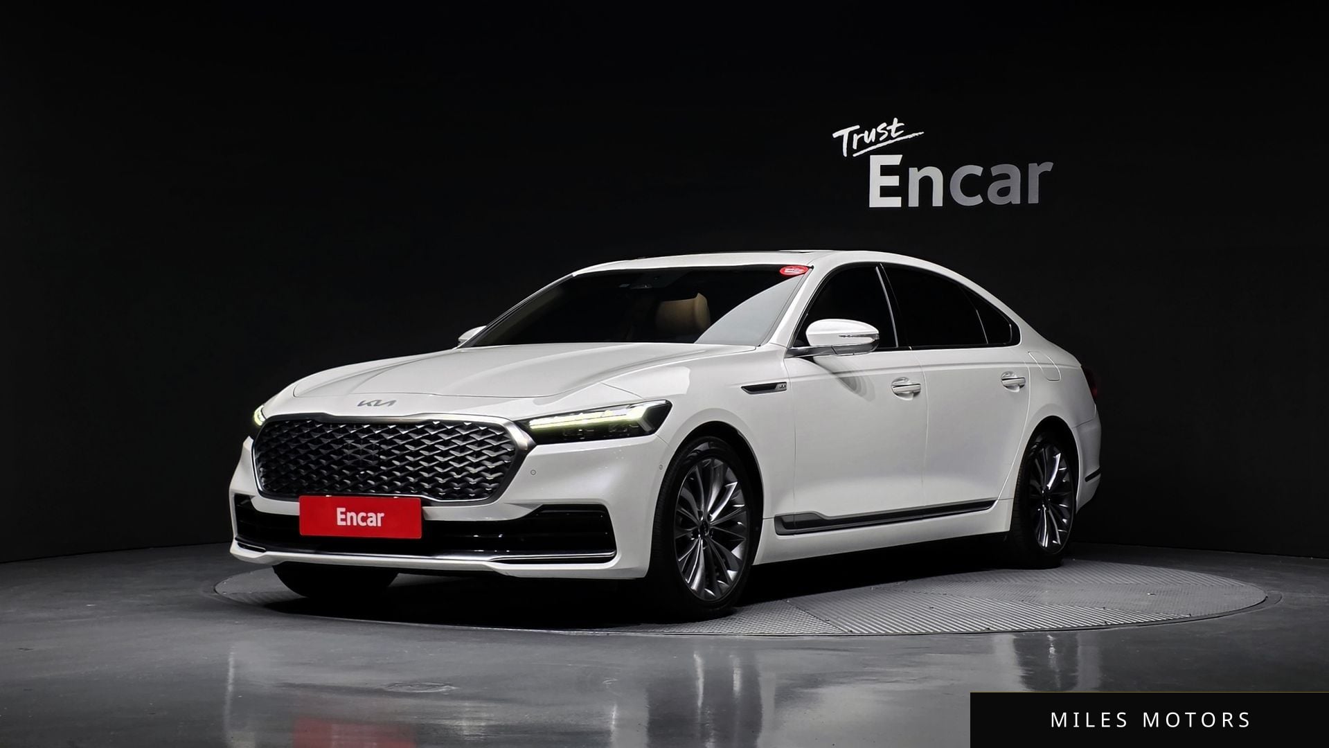 Kia K9 2022 — фото 1 из 12