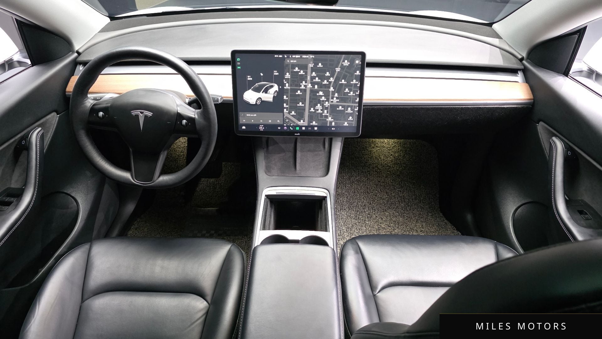 Tesla Model Y 2021 — миниатюра 7