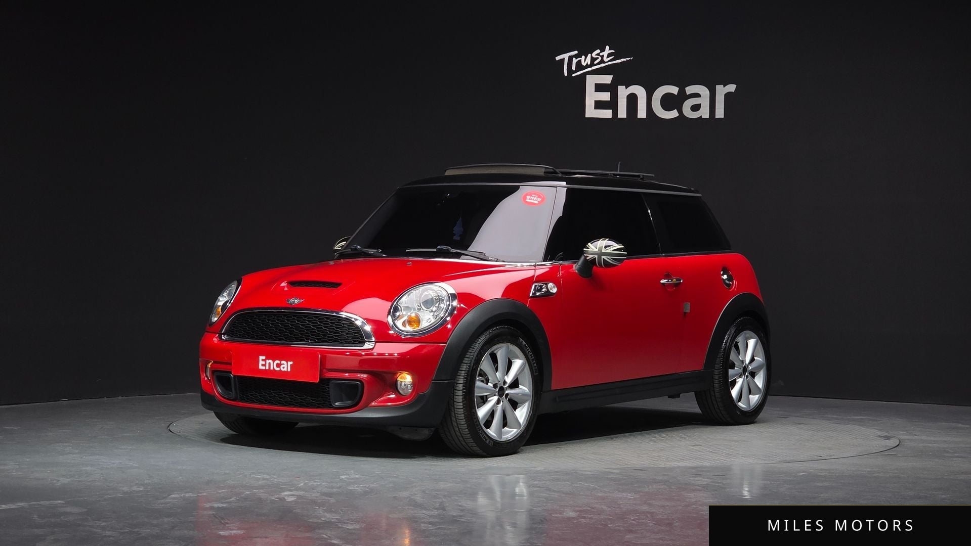 MINI Cooper 2012 — фото 1 из 12