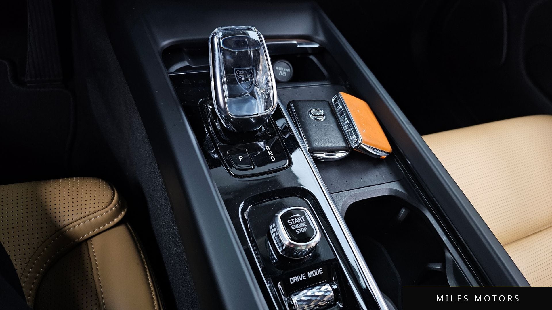 Volvo XC60 2021 — миниатюра 12