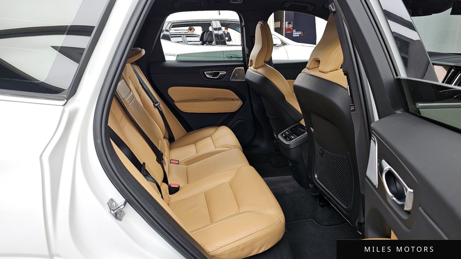 Volvo XC60 2021 — миниатюра 18