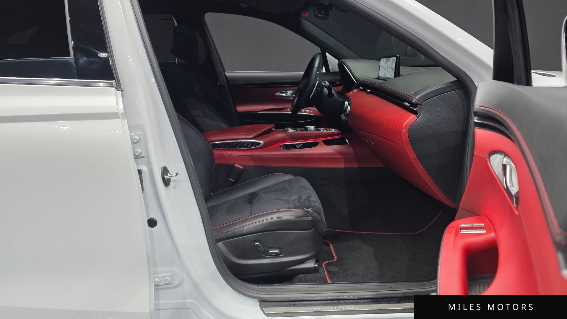 Genesis GV70 2021 — миниатюра 17