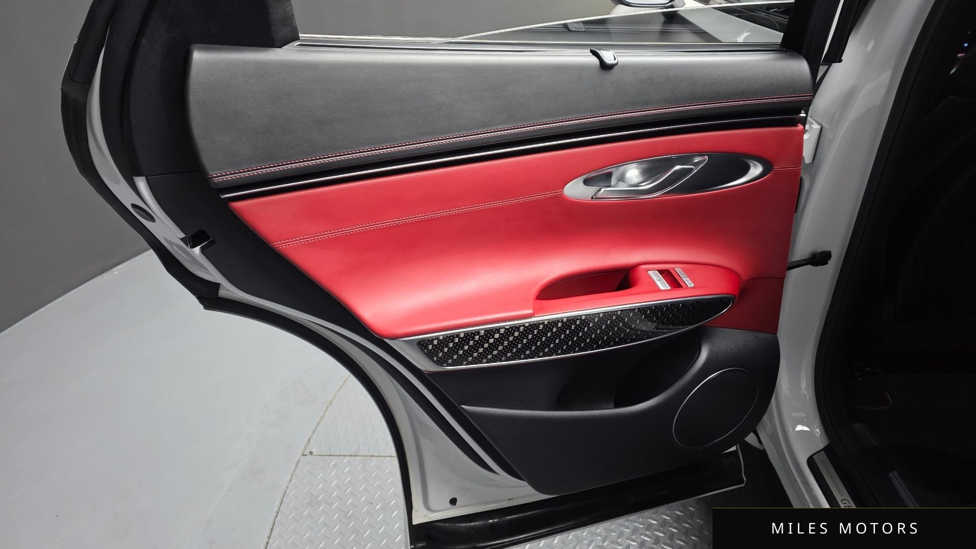 Genesis GV70 2021 — миниатюра 15