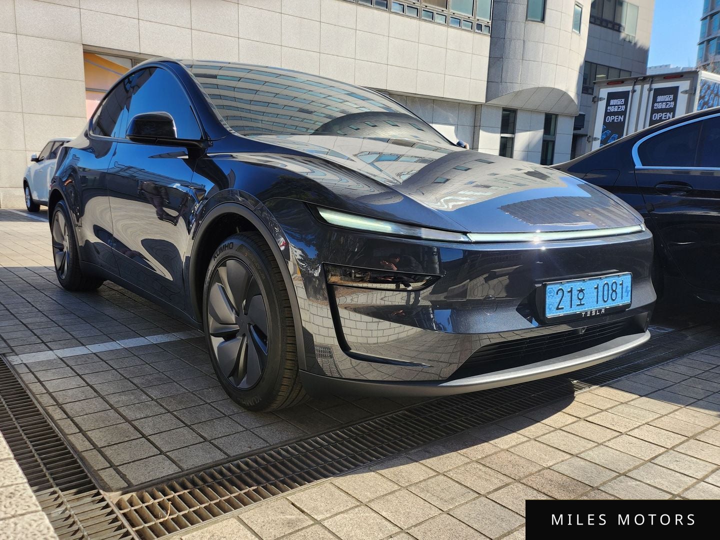 Tesla Model Y 2026 — миниатюра 2