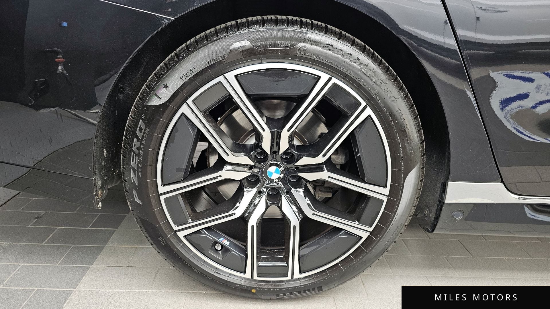 BMW 7 Series (G70) 2024 — миниатюра 5