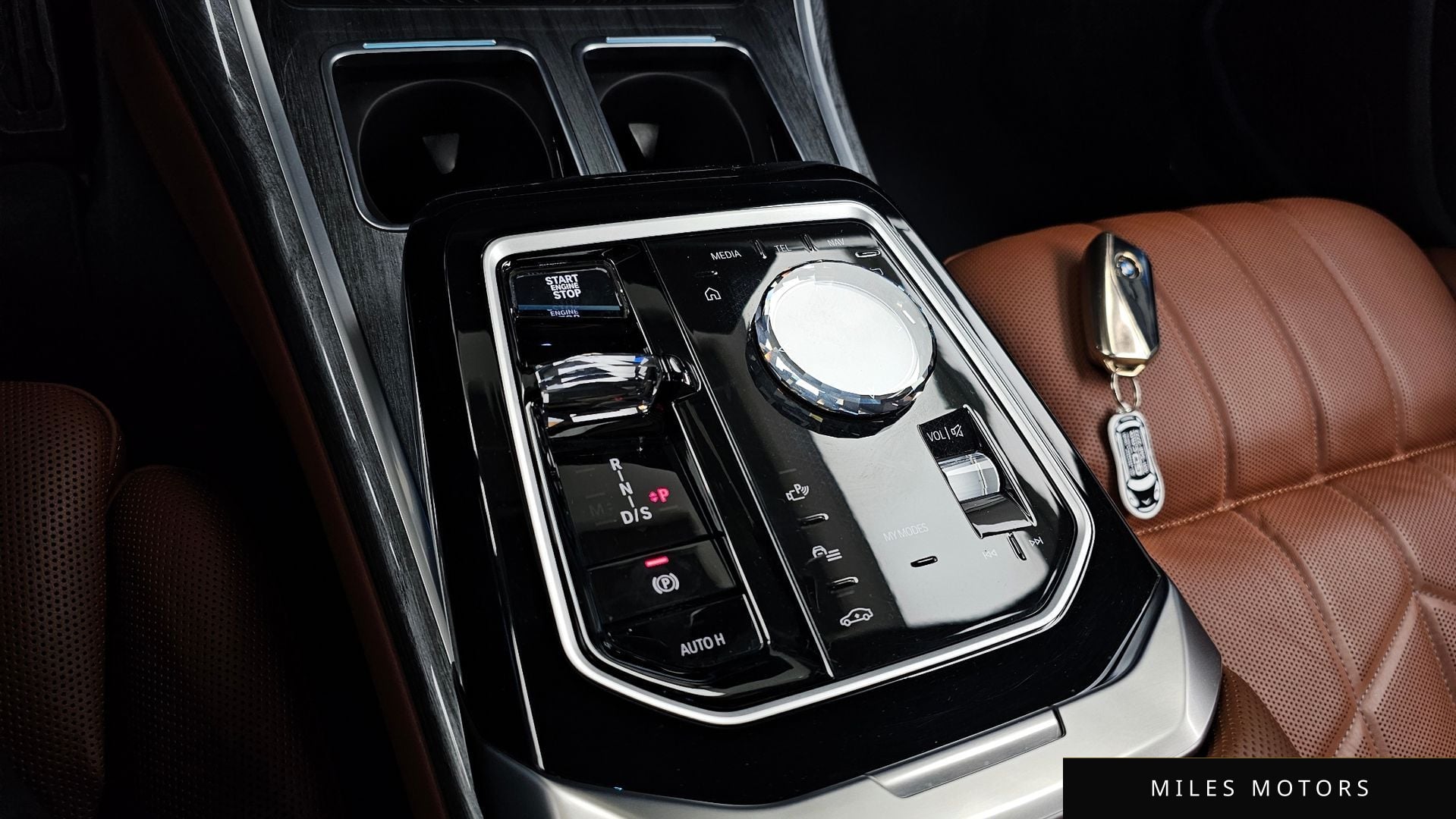 BMW 7 Series (G70) 2024 — миниатюра 12