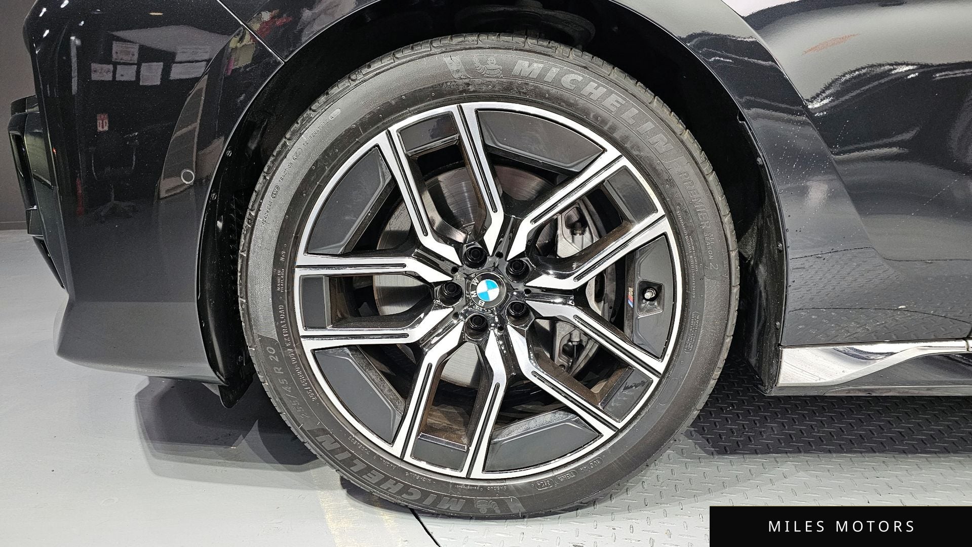 BMW 7 Series (G70) 2024 — миниатюра 5