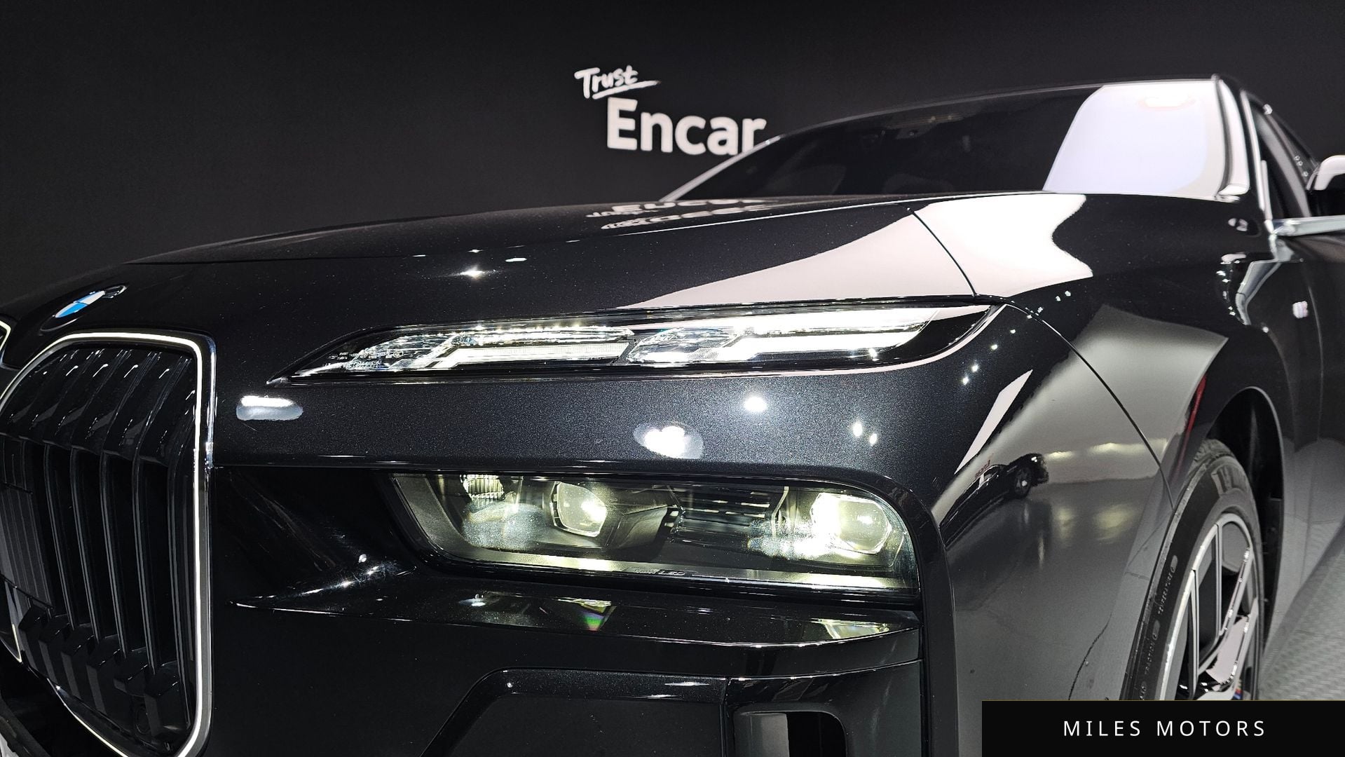 BMW 7 Series (G70) 2024 — миниатюра 8