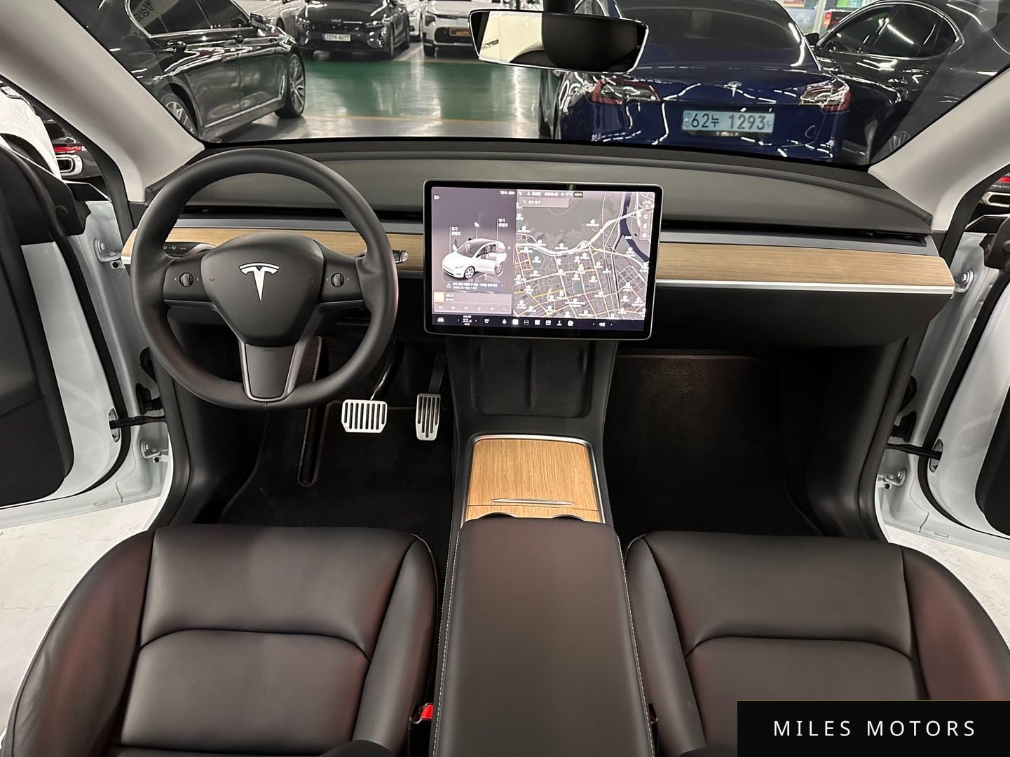 Tesla 모델 Y 2023 — миниатюра 7