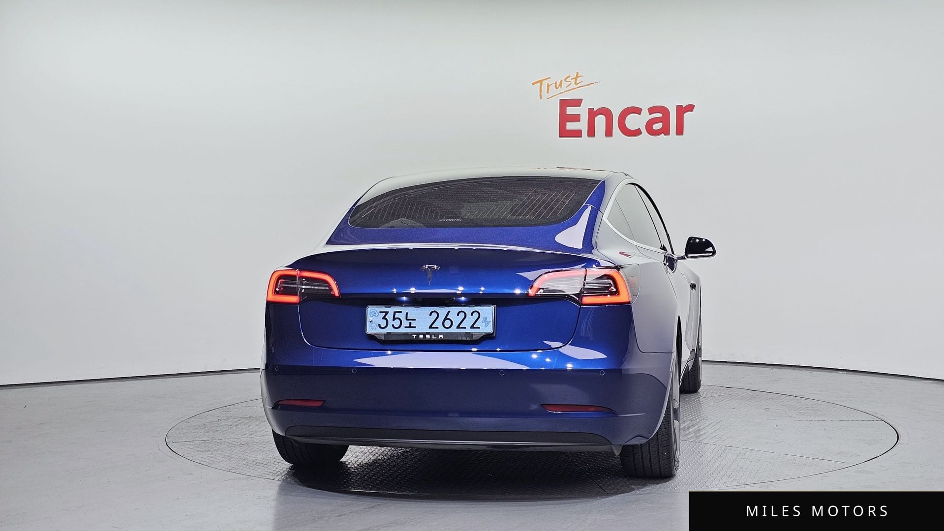 Tesla 모델 3 2020 — миниатюра 4