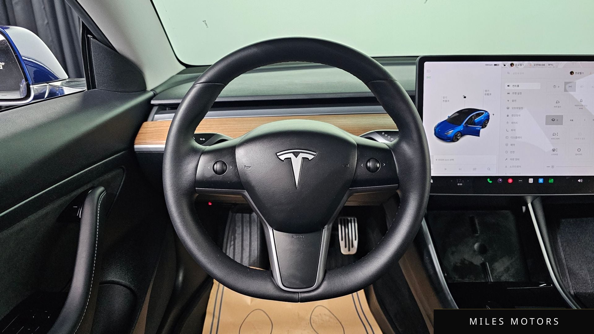 Tesla 모델 3 2020 — миниатюра 19