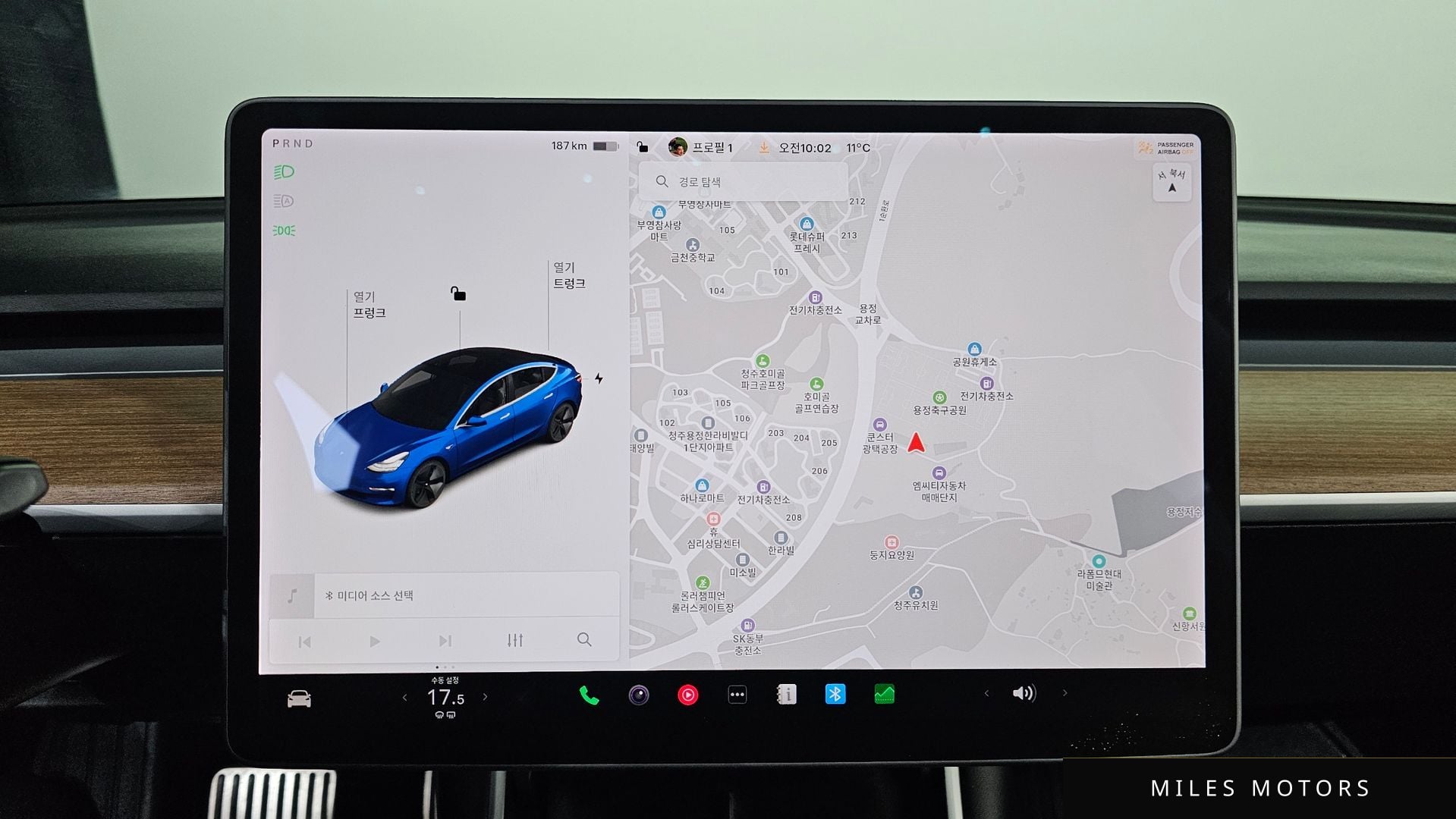 Tesla 모델 3 2020 — миниатюра 20
