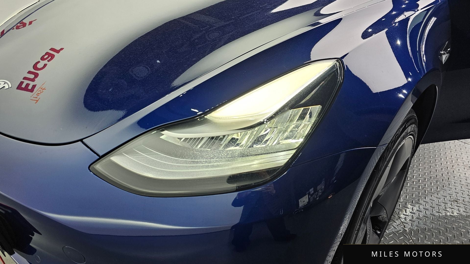 Tesla 모델 3 2020 — миниатюра 8