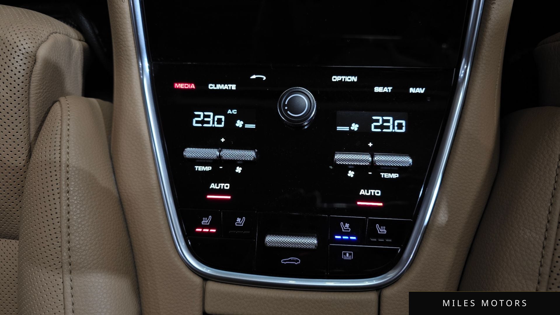 Porsche 파나메라 (971) 2018 — миниатюра 24