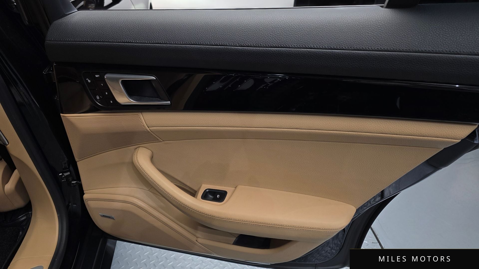 Porsche 파나메라 (971) 2018 — миниатюра 15