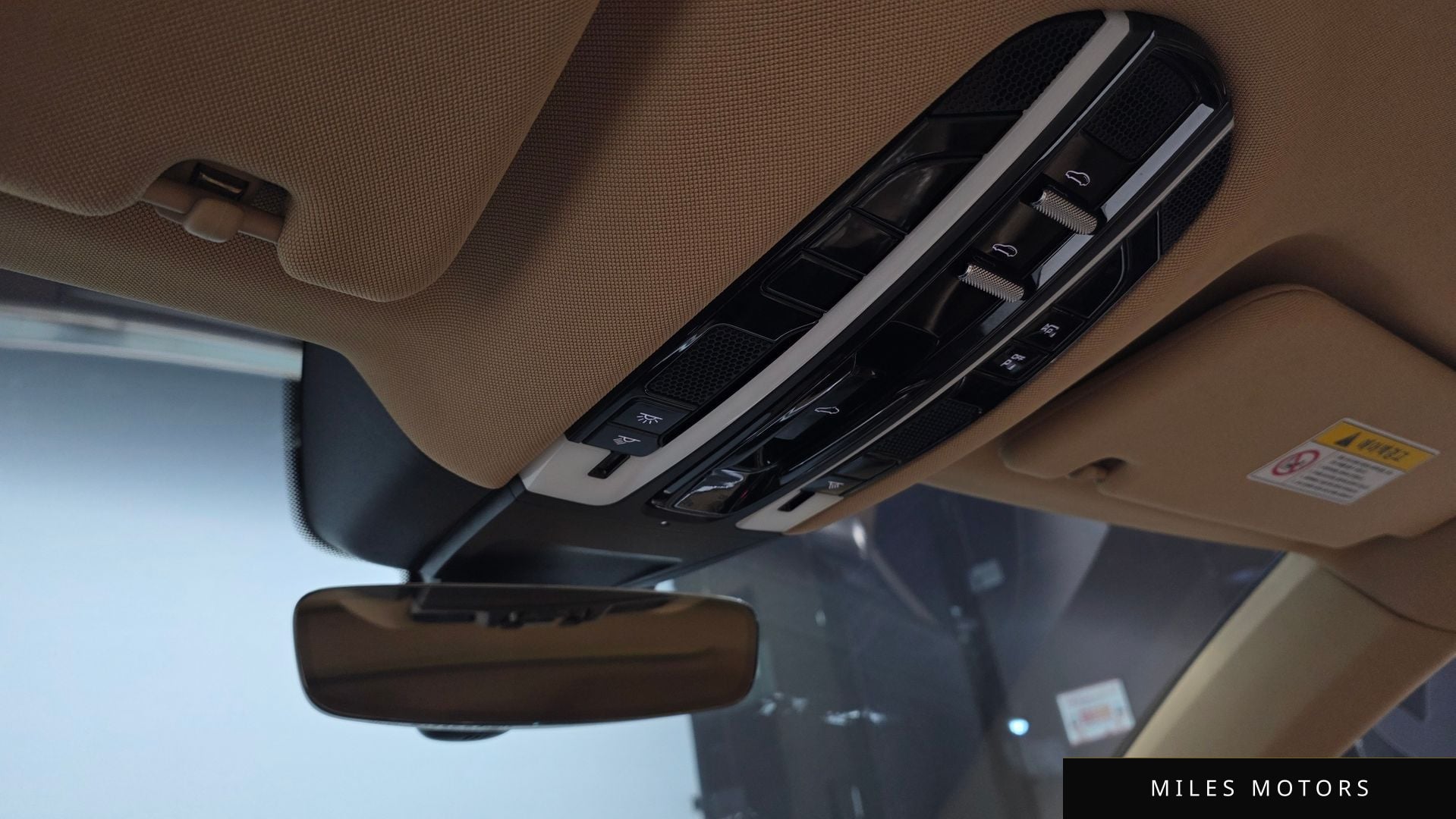 Porsche 파나메라 (971) 2018 — миниатюра 31