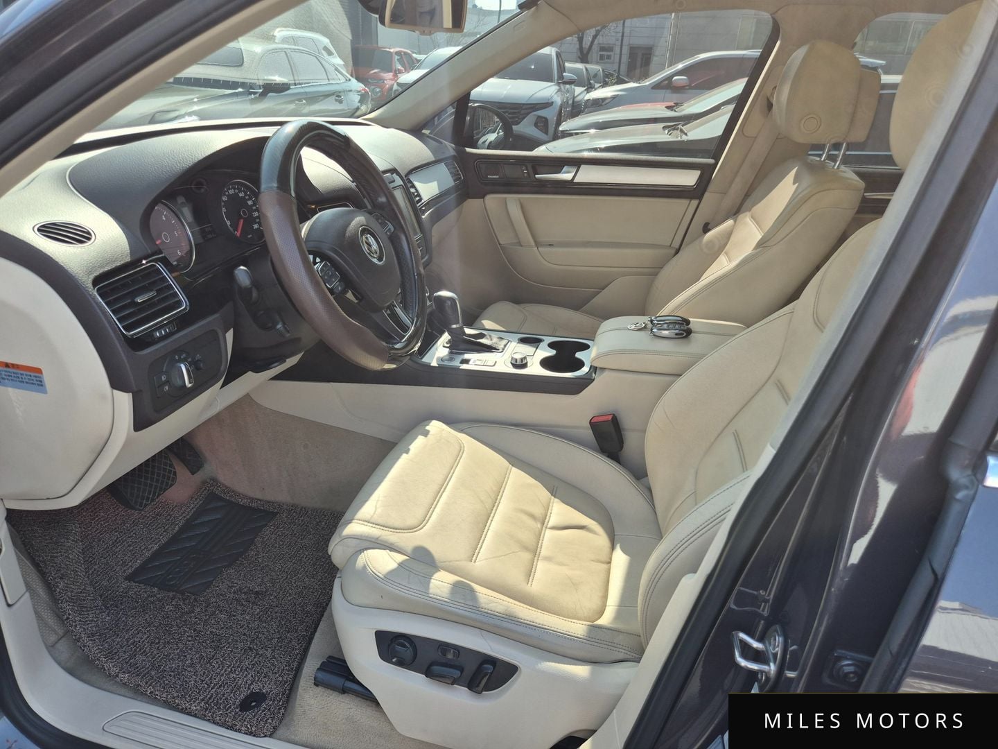 Volkswagen Touareg 2012 — миниатюра 10