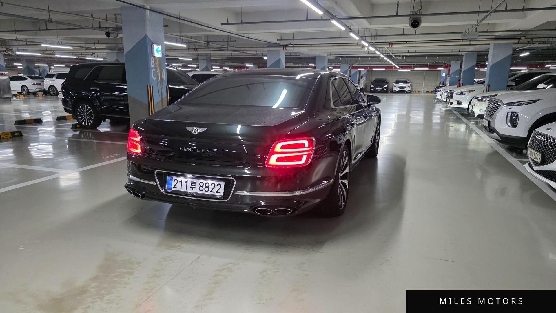 Bentley 플라잉스퍼 2021 — миниатюра 4