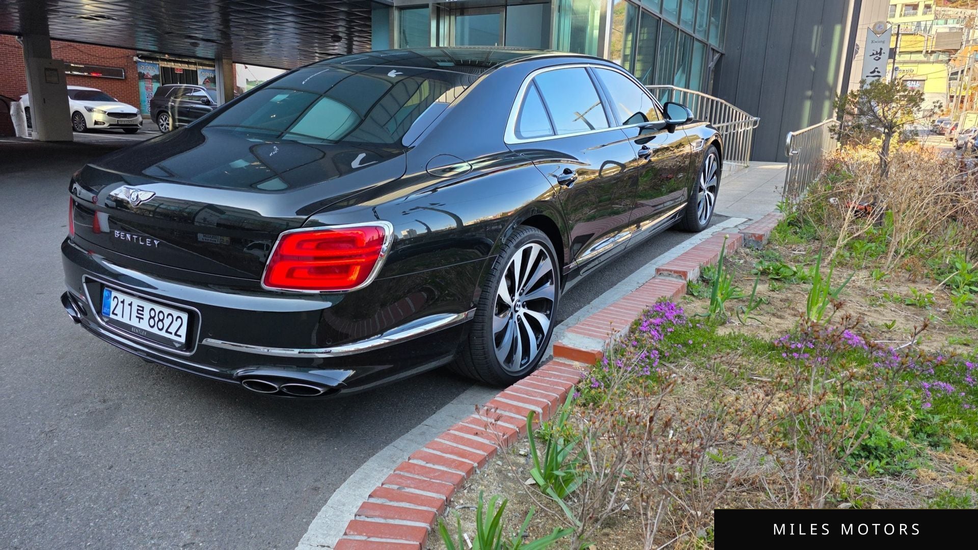 Bentley 플라잉스퍼 2021 — миниатюра 6