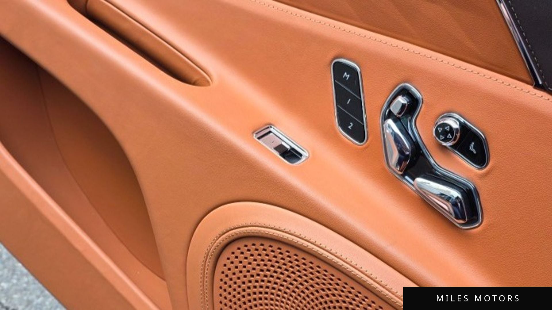 Bentley 플라잉스퍼 2021 — миниатюра 15