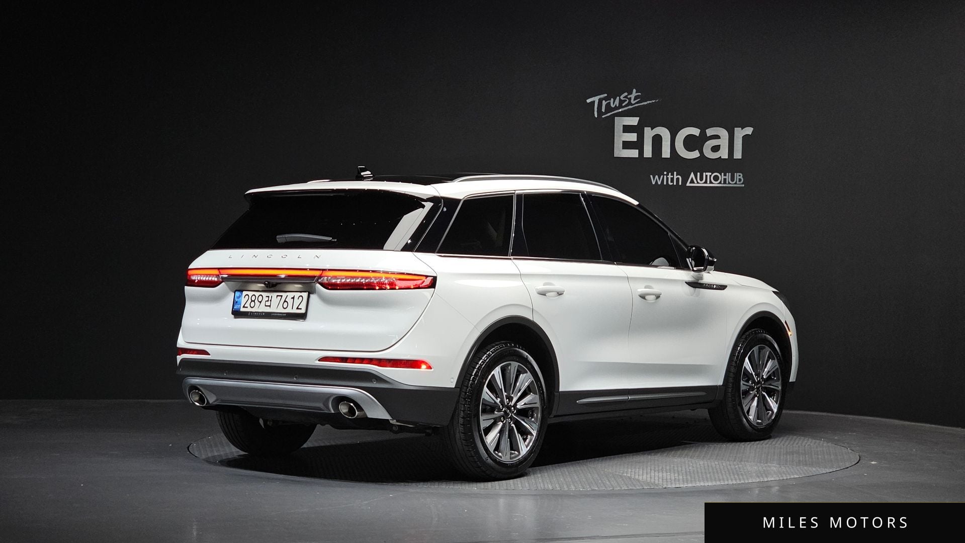 Lincoln Corsair 2021 — миниатюра 2