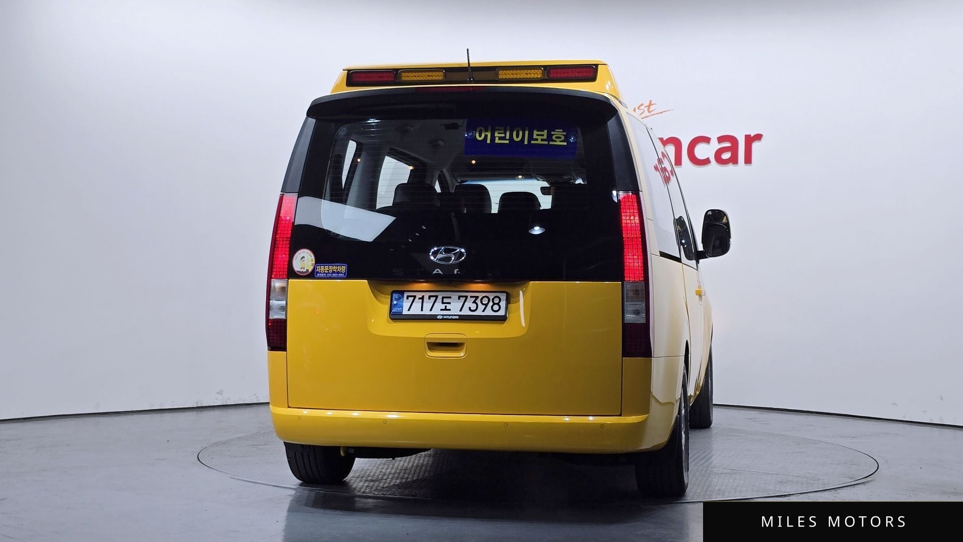 Hyundai Staria 2022 — миниатюра 4