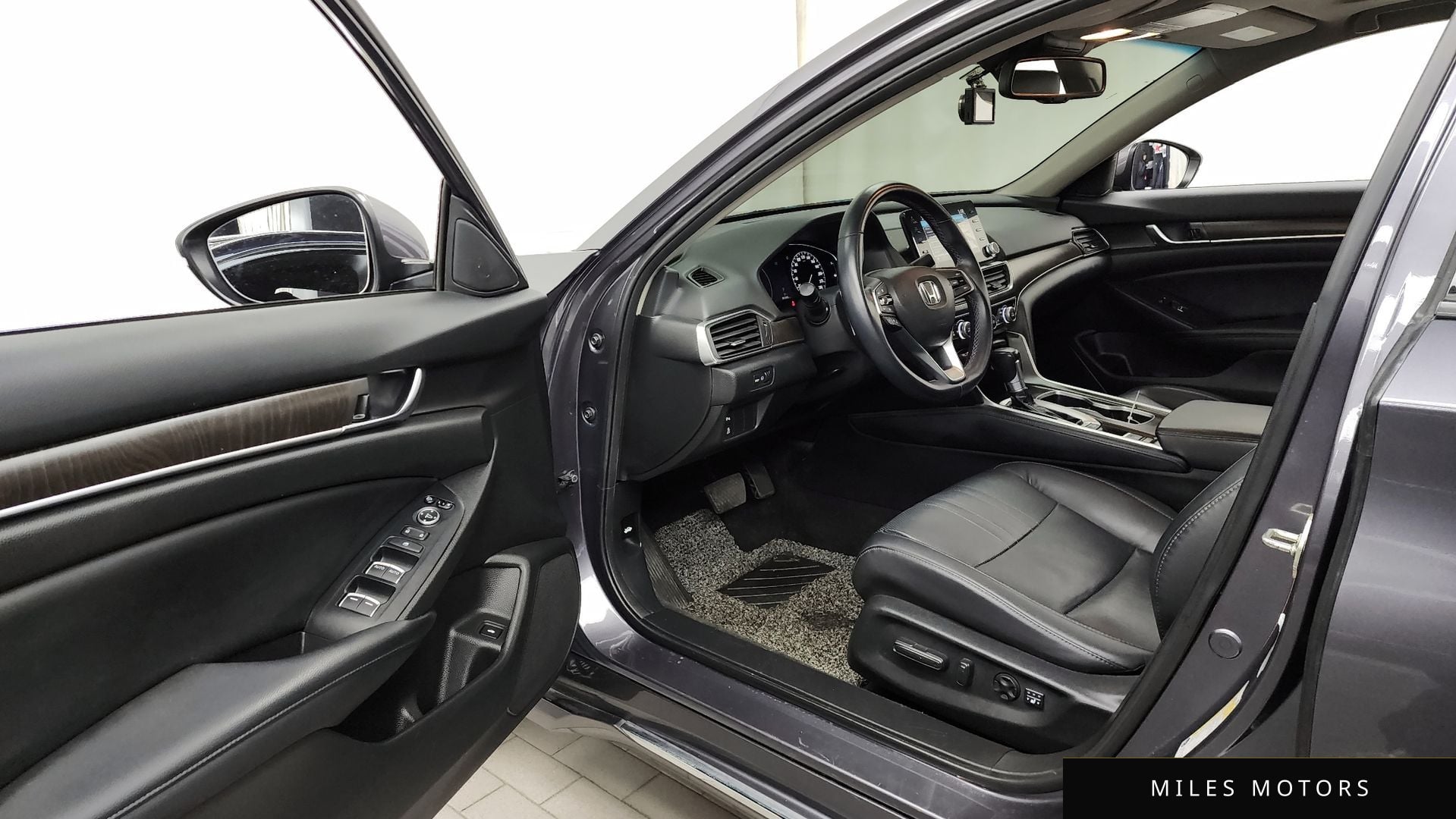 Honda Accord 2018 — миниатюра 10