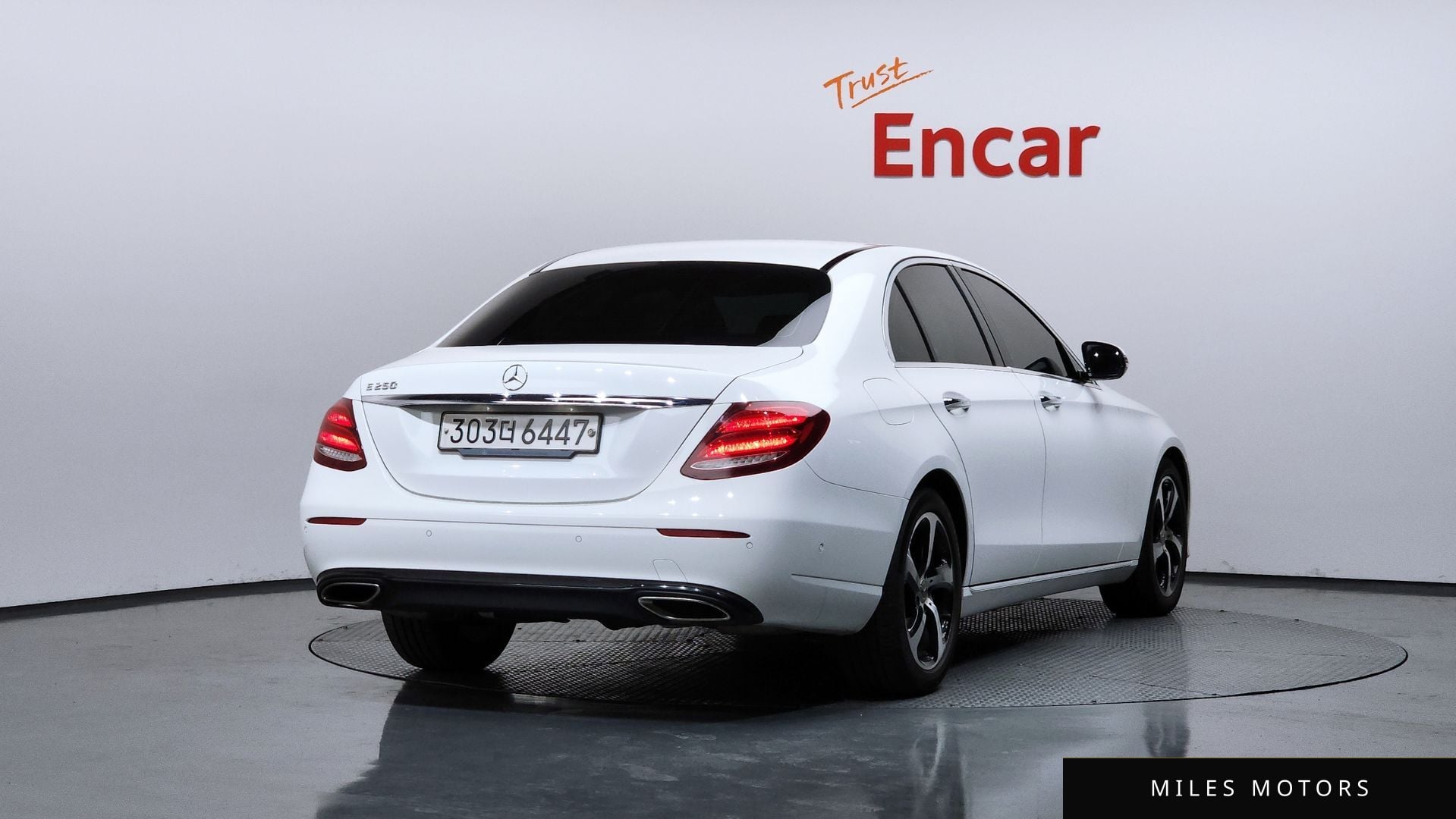 Mercedes-Benz E-Class W213 2020 — миниатюра 2