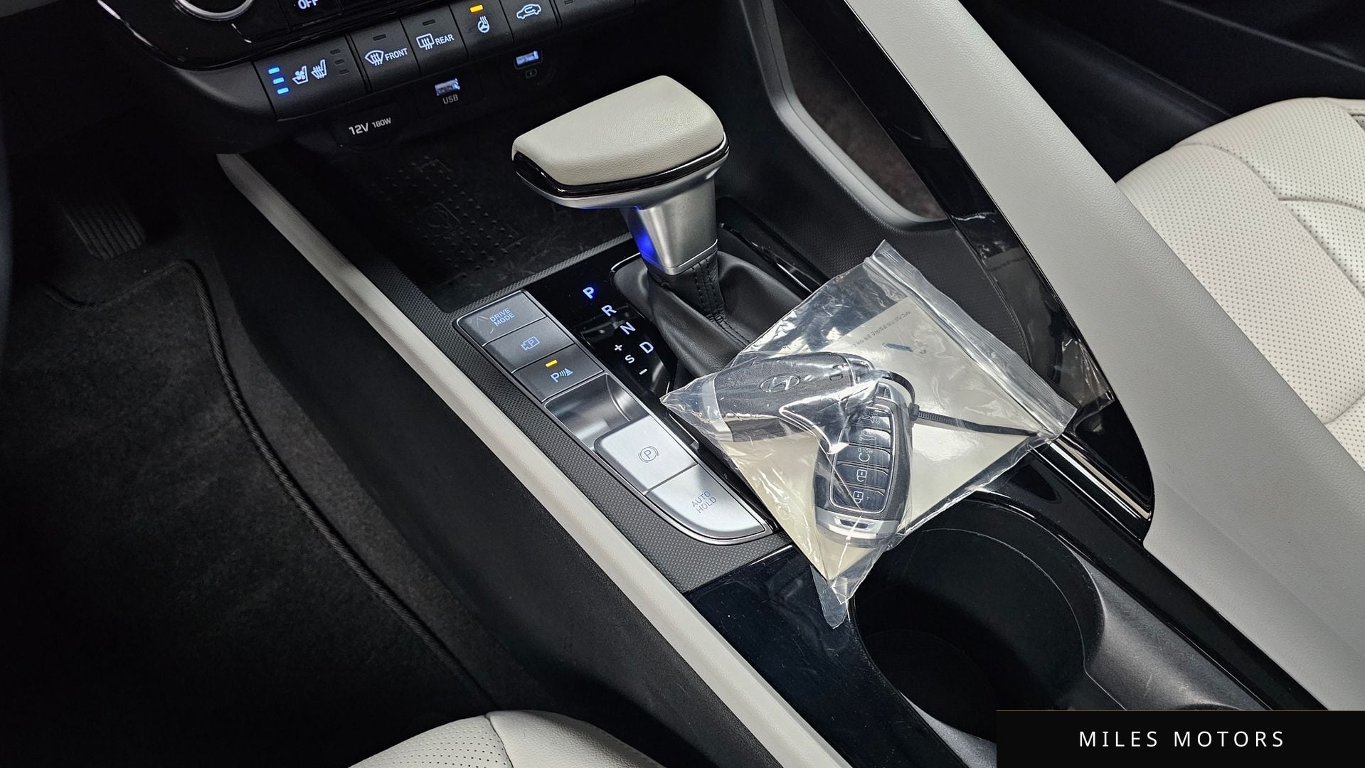 Hyundai AVANTE 2021 — миниатюра 12
