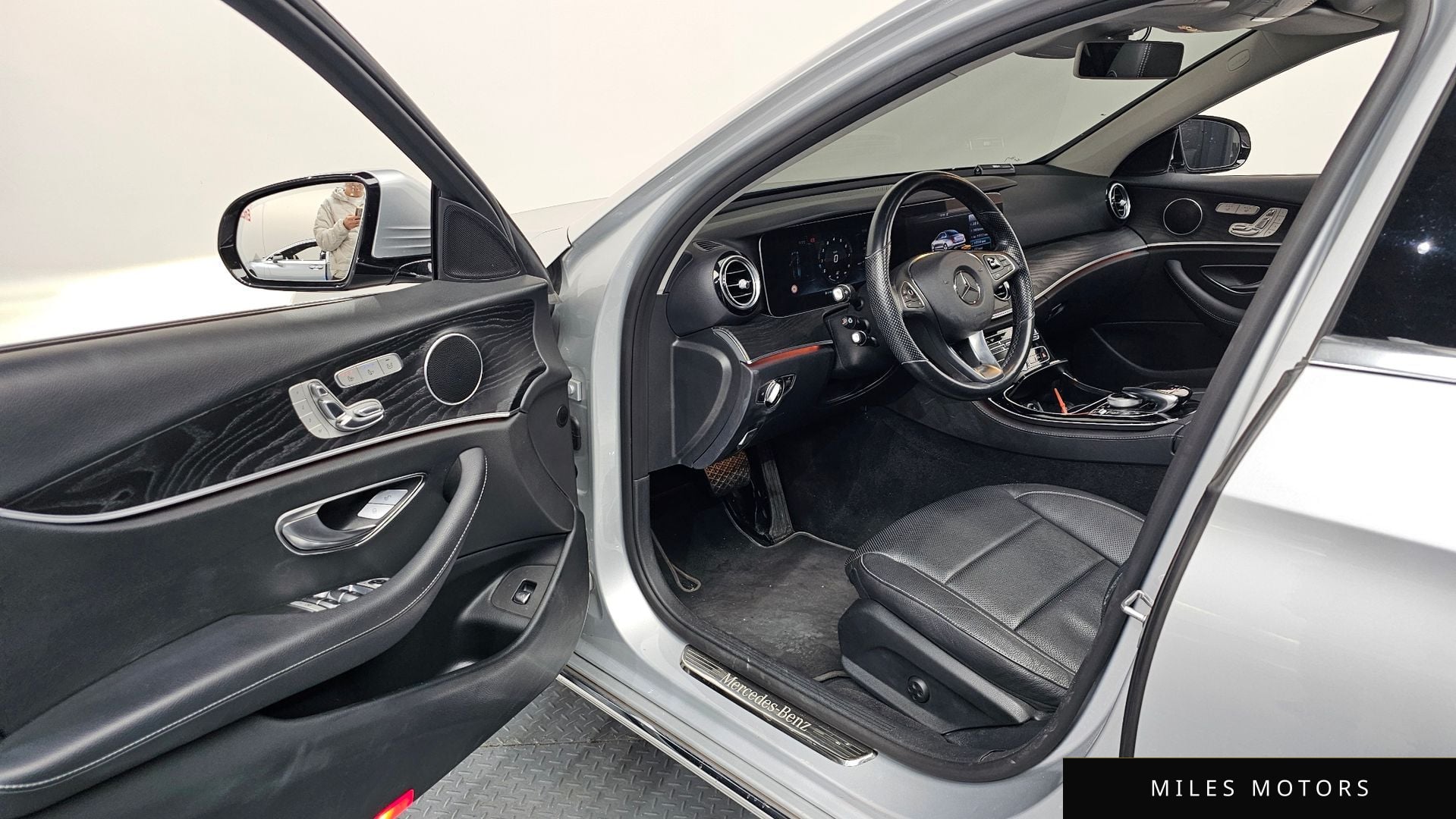 Mercedes-Benz E-Class W213 2017 — миниатюра 10
