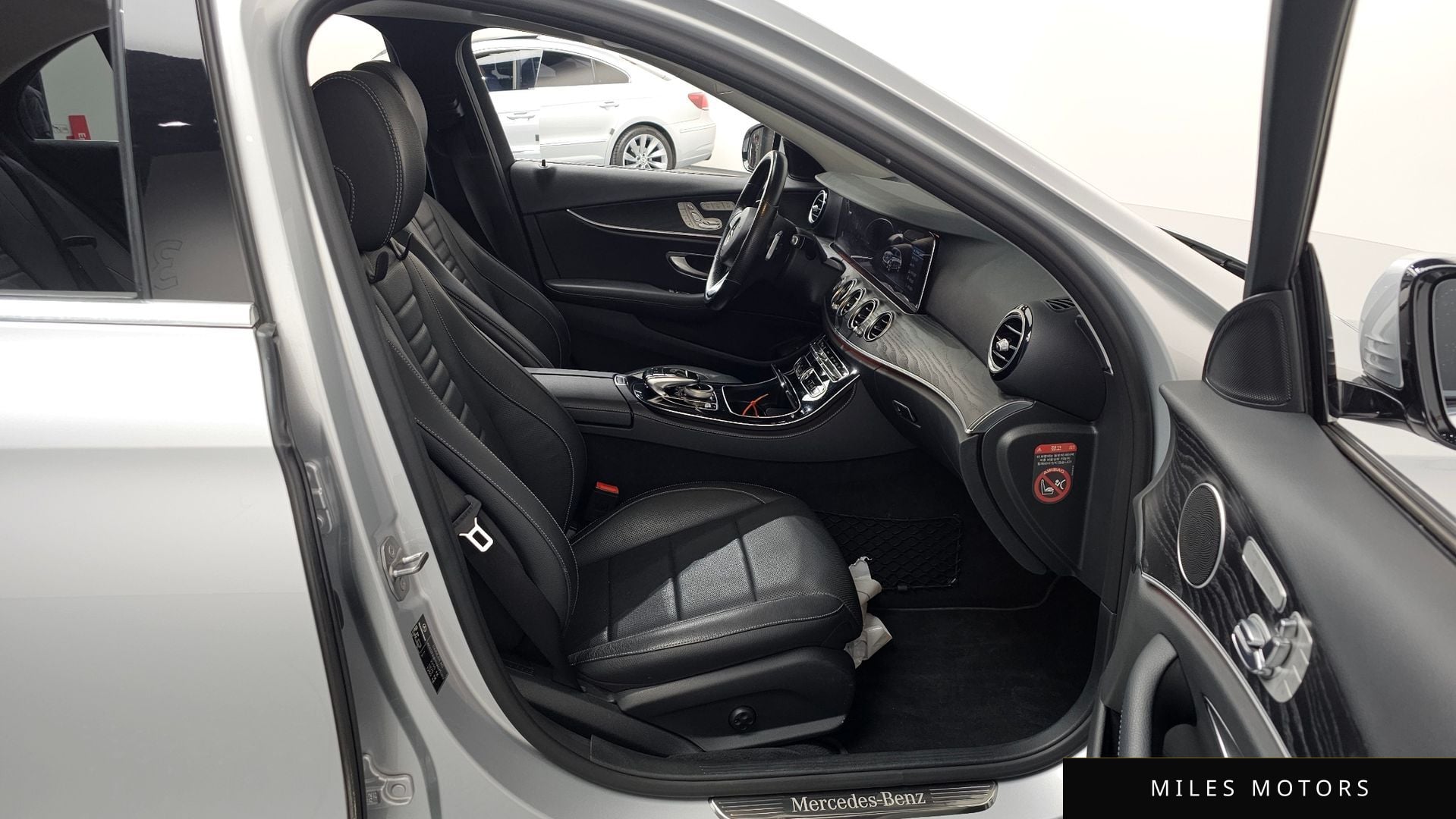 Mercedes-Benz E-Class W213 2017 — миниатюра 11