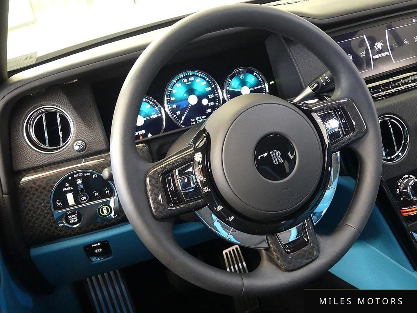 Rolls-Royce 컬리넌 2024 — миниатюра 13