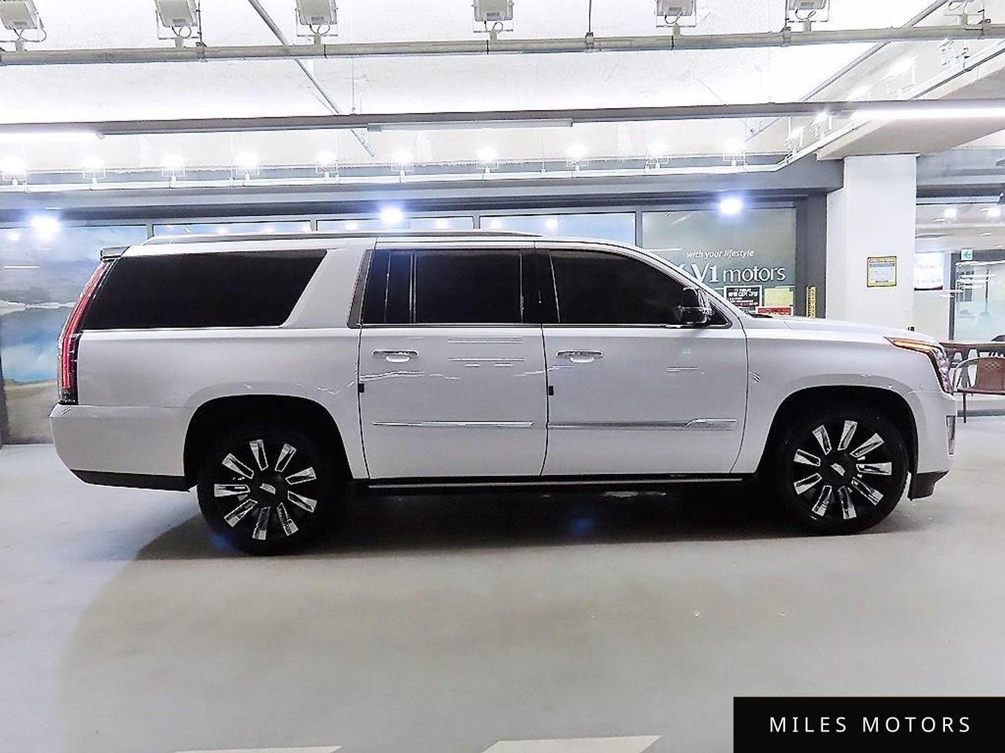 Cadillac Escalade 2016 — миниатюра 3