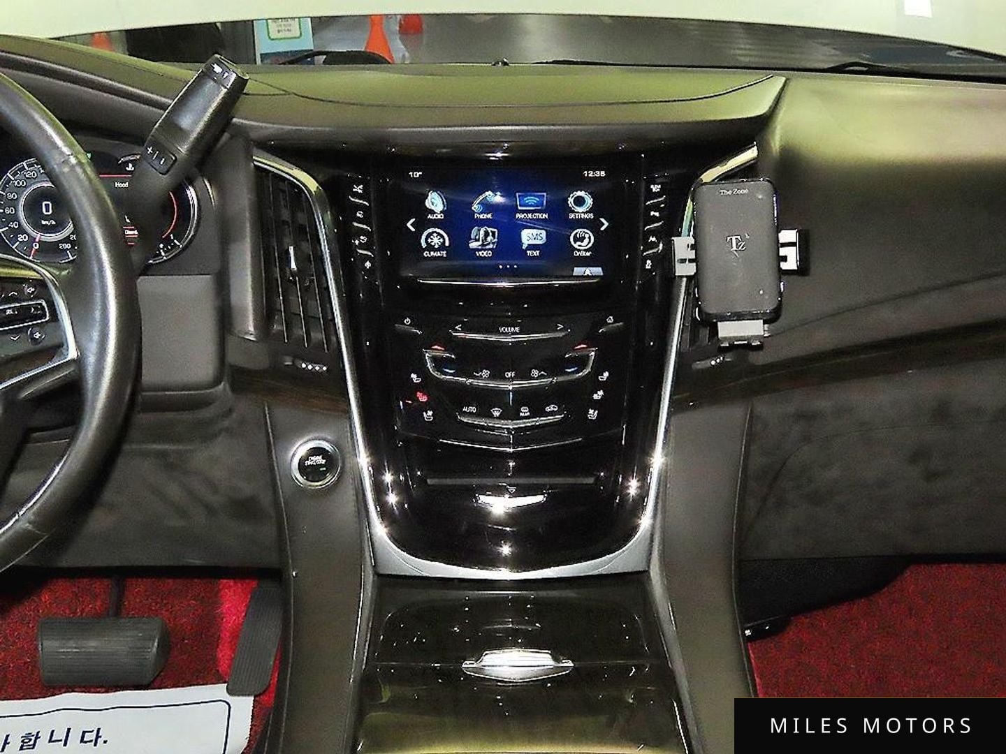 Cadillac Escalade 2016 — миниатюра 11