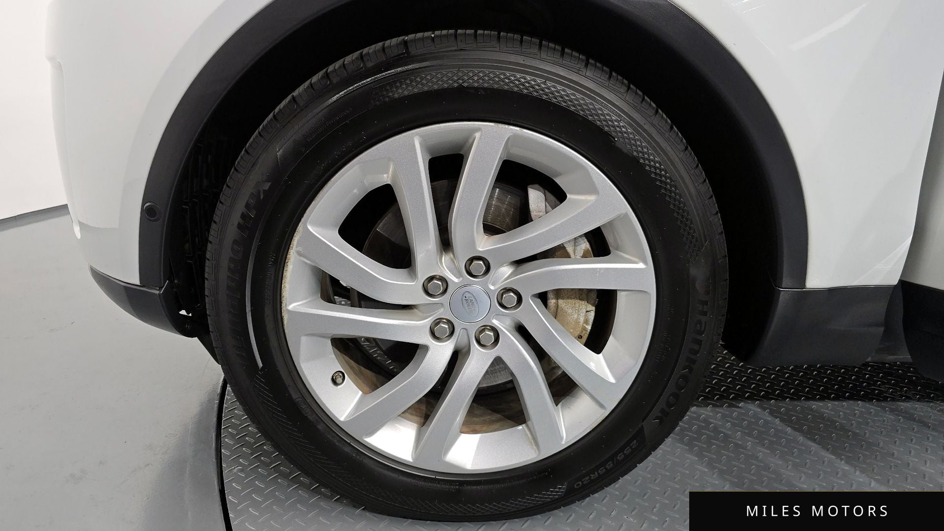 Land Rover Discovery 2019 — миниатюра 5
