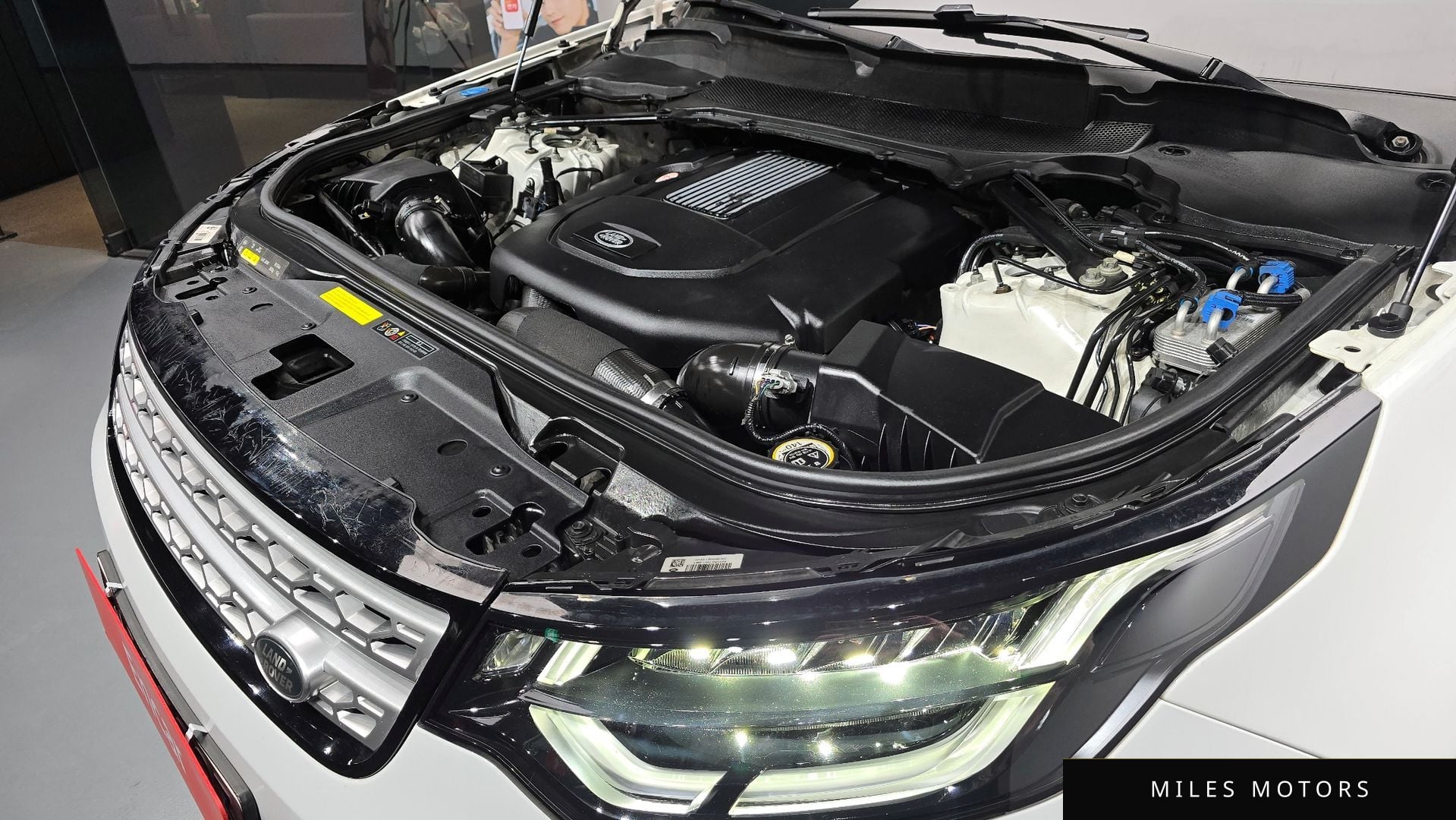 Land Rover Discovery 2019 — миниатюра 6