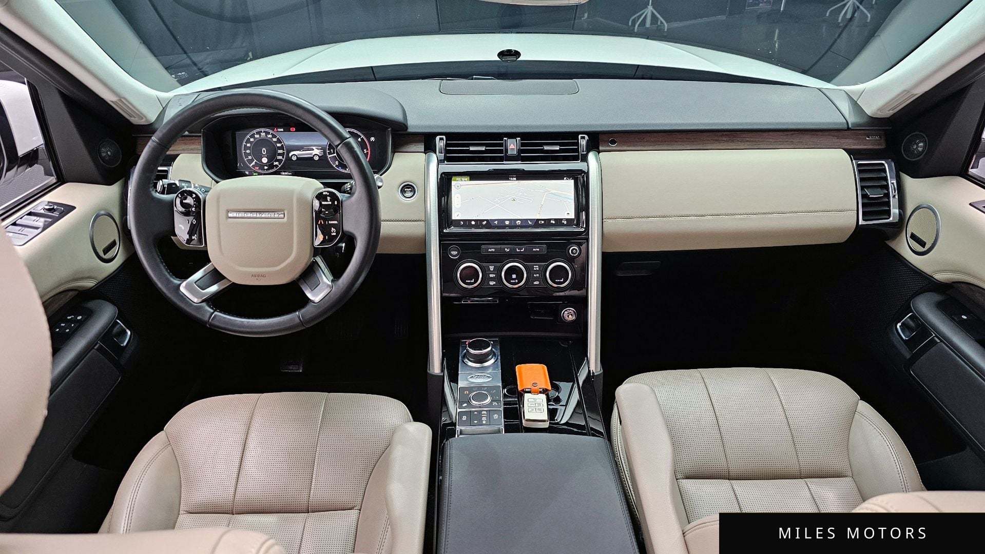 Land Rover Discovery 2019 — миниатюра 7