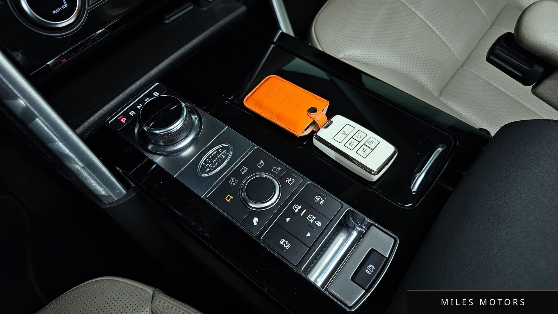 Land Rover Discovery 2019 — миниатюра 9