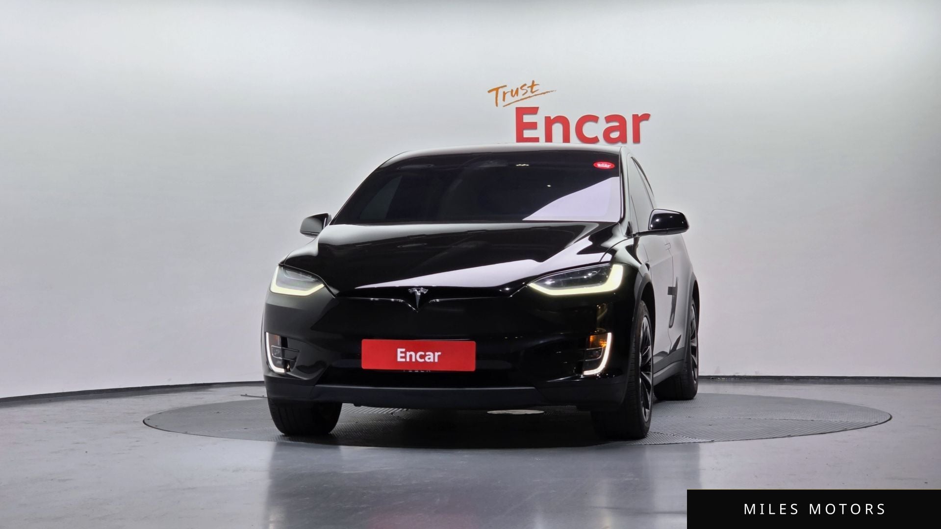 Tesla Model X 2020 — миниатюра 3