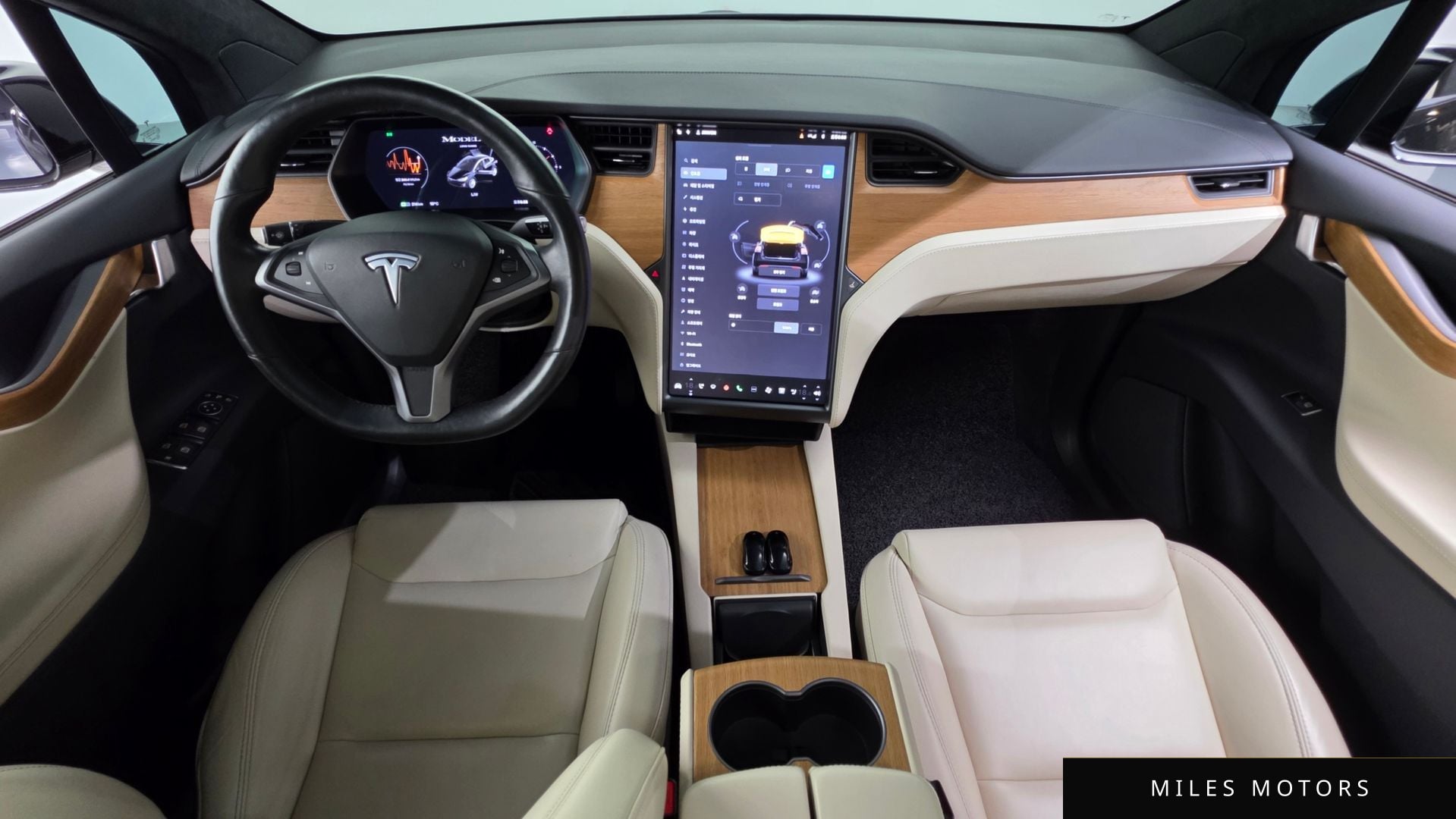 Tesla Model X 2020 — миниатюра 7