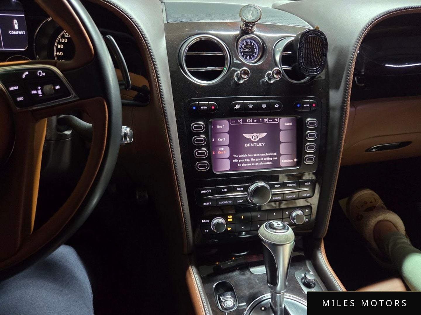 Bentley 플라잉스퍼 2011 — миниатюра 12