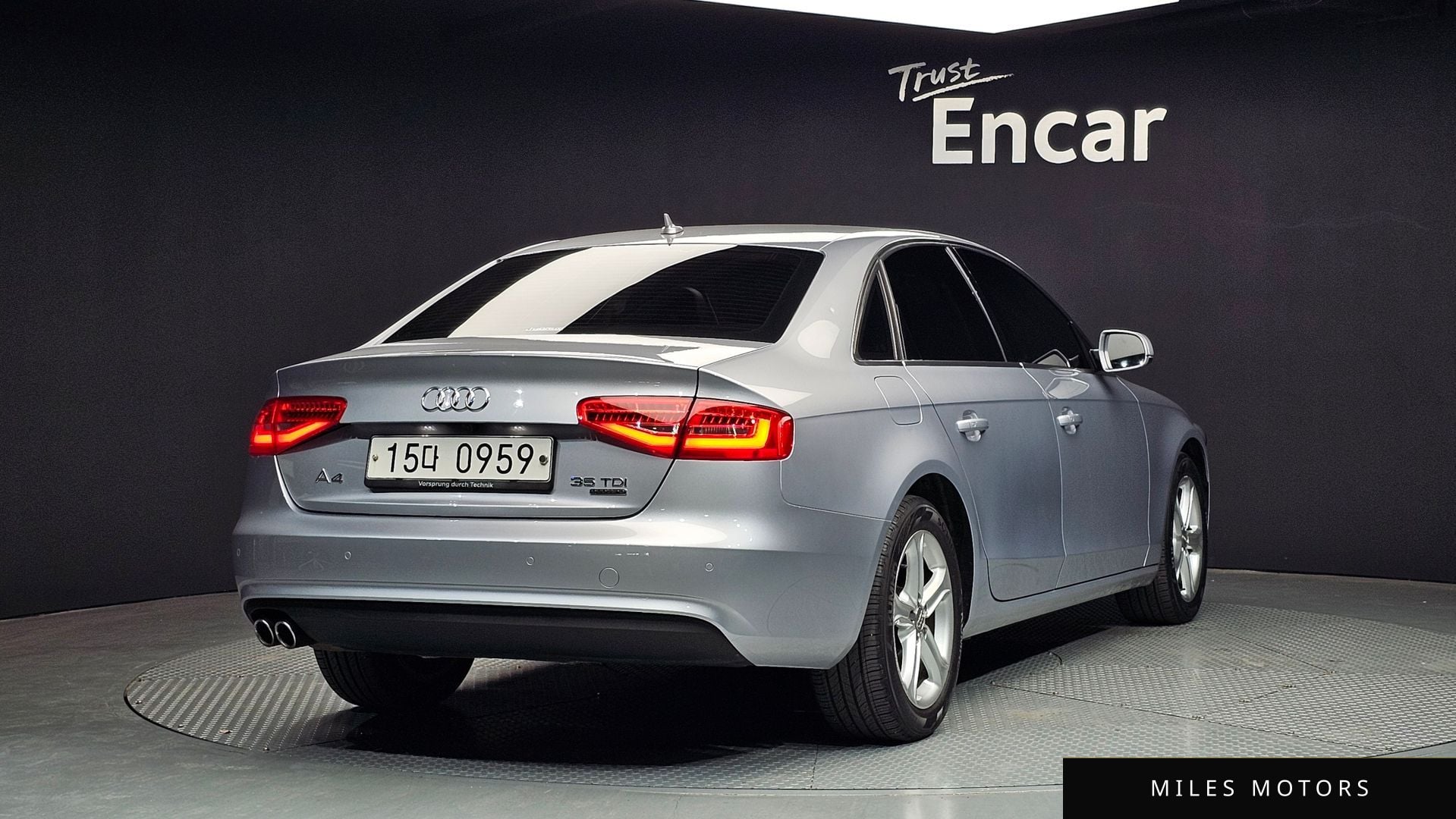 Audi A4 2015 — миниатюра 2